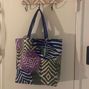 Estee Lauder Large Tropical Print Tote Bag with Leaf Bag Charm